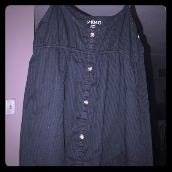 Volcom Tank - Picture 1 of 2